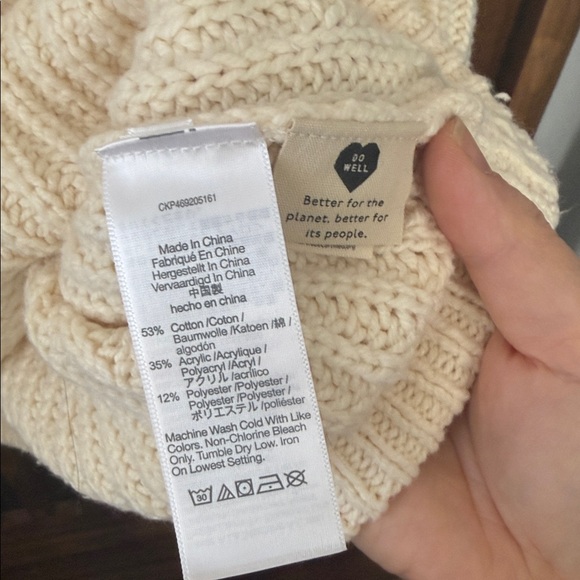 Madewell Shirttail Cardigan Sweater in Antique Cream. M - Picture 6 of 9